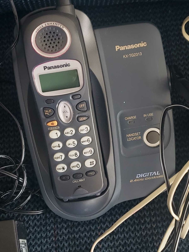 Lot of 3 Vintage Cordless Landline Phones (Panasonic & VTech) - photo 3