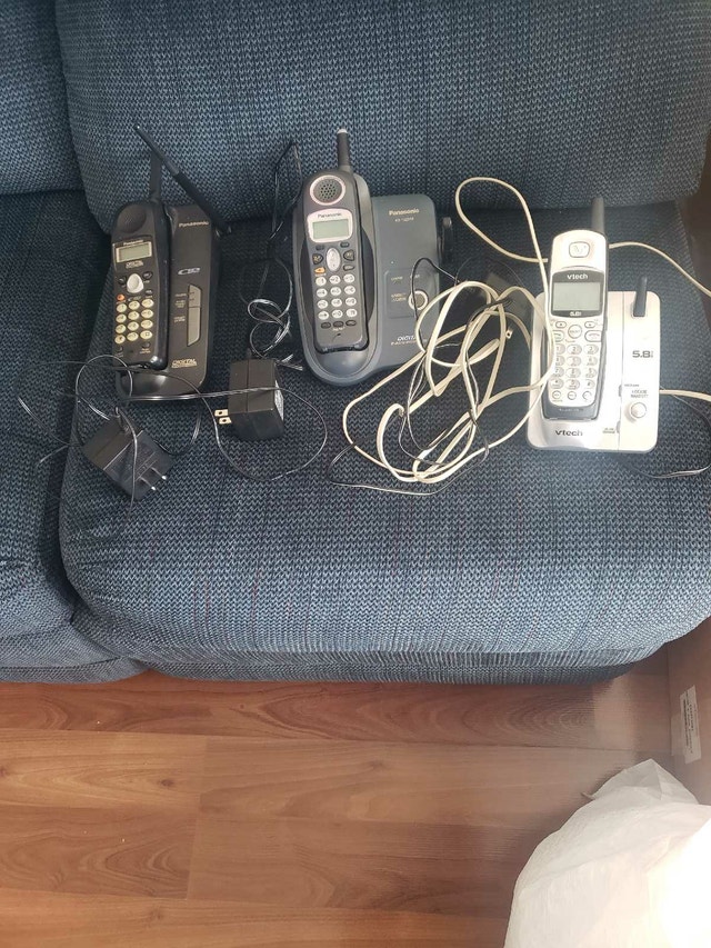 Lot of 3 Vintage Cordless Landline Phones (Panasonic & VTech) - photo 5