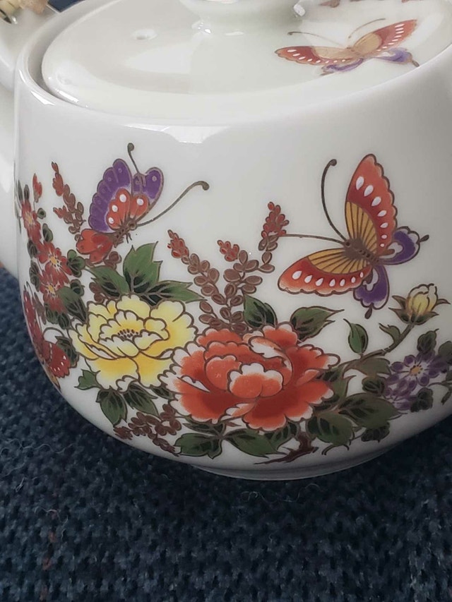Authentic Asahi Collection Japanese Teapot - Butterfly & Floral - photo 4