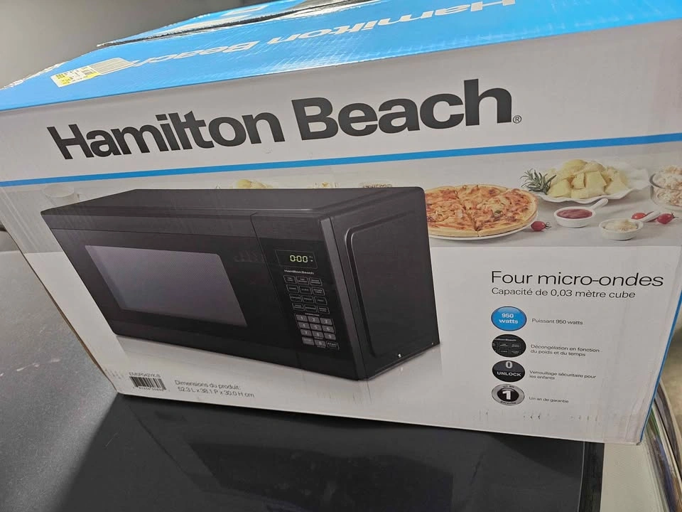 Microwave Oven - Hamilton Beach 1.1 cu. ft. - photo 4