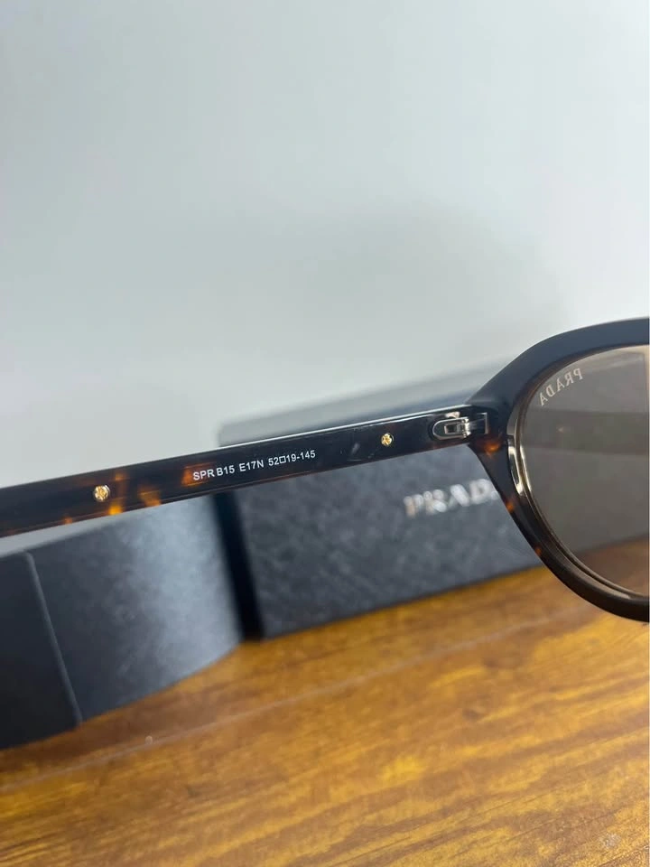 Prada BR15 TikTok viral Sunglasses - photo 5