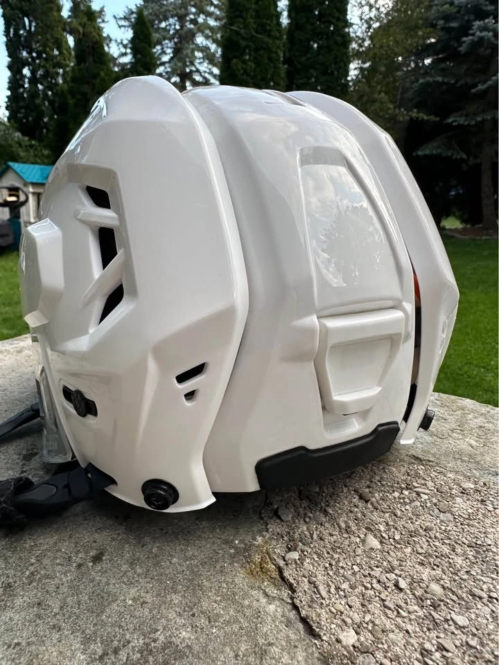 🏒 CCM Resistance D3O Hockey Helmet – NEVER USED - photo 5