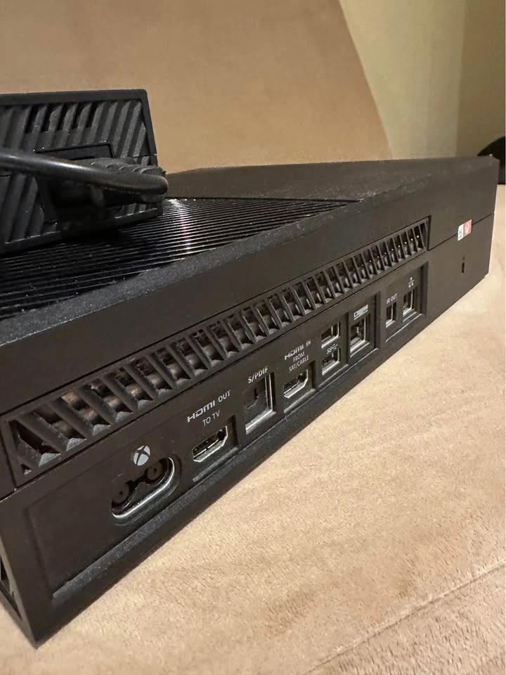 Xbox One Original Console - photo 4