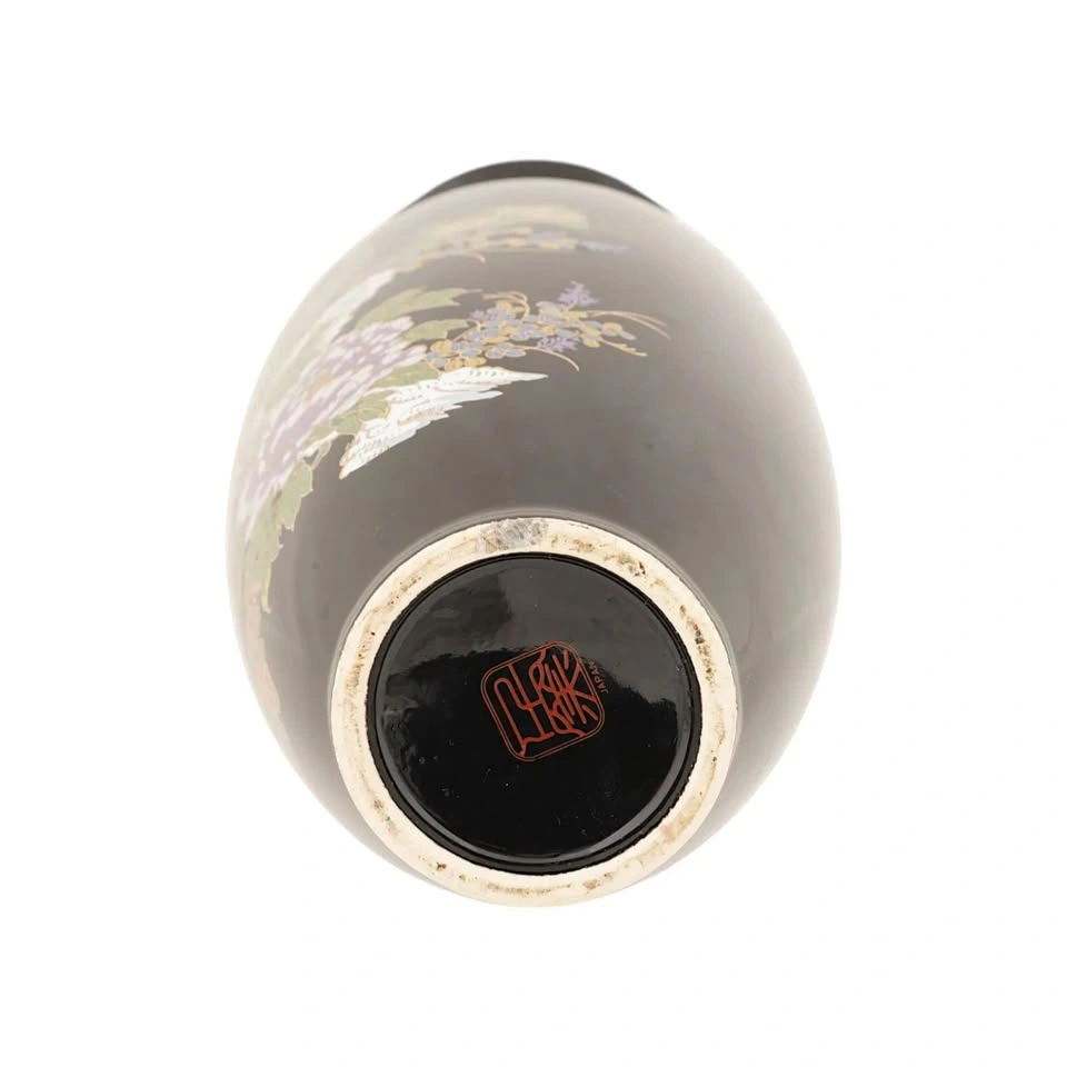 Vintage Japanese Black Porcelain Vase – Peacocks & Floral Motif - photo 5