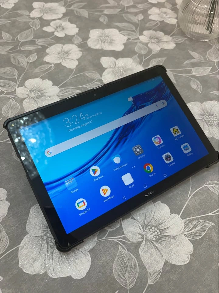 Huawei MediaPad T5 Tablet with Case - photo 5