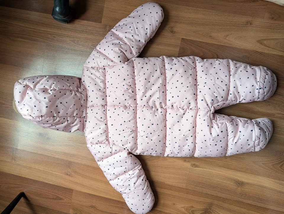 Baby girl winter jacket 0-3M- Brand new with tags - photo 2