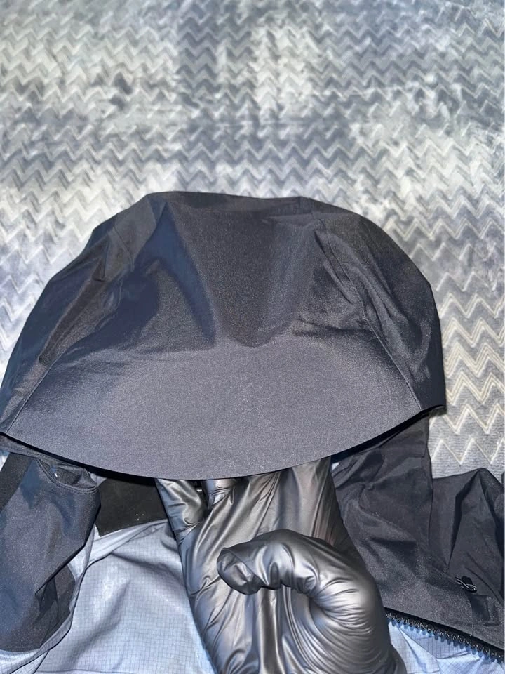 Arc'teryx Alpha SV Jacket Size M - photo 5