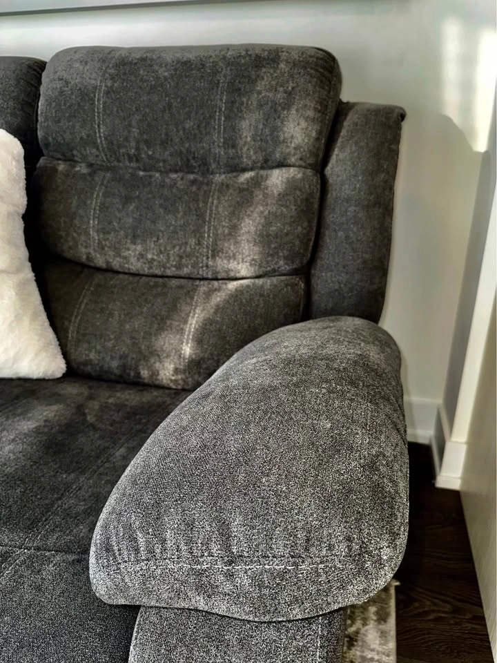 Gift Reclining Loveseat - photo 4