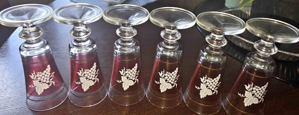 Vintage Cranberry Glass Cordial Glasses with Grape Motif - Set o