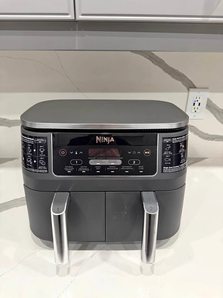 Ninja Foodi 2-Basket Air Fryer with 6 Cooking Functions, 8 Qt