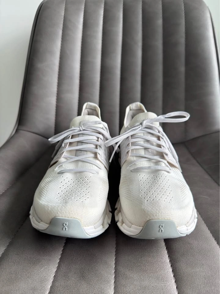 On Running Cloudswift Women's Shoes - Size 10 - photo 2