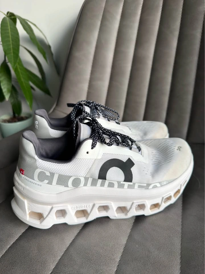 On Women's Cloudmonster 9 US - photo 2
