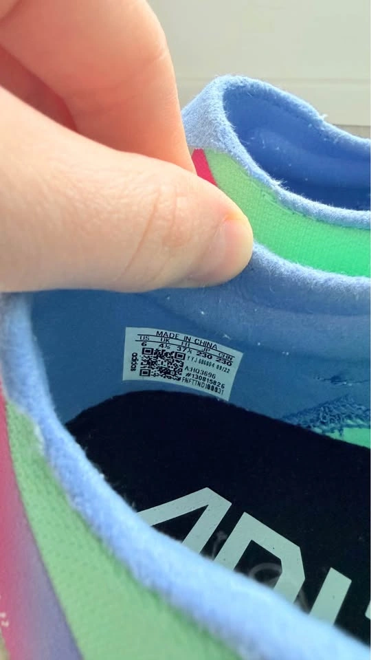 Women's Sneakers - photo 2