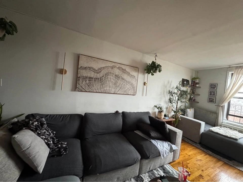 Grey sectional - photo 3