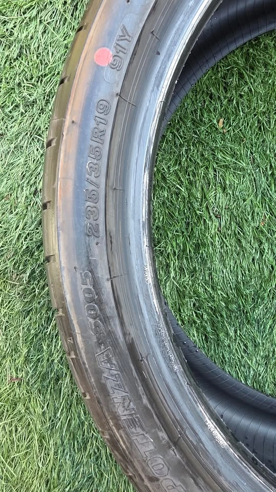 235/35/19 Bridgestone Potenza S005 Summer Tires - photo 4