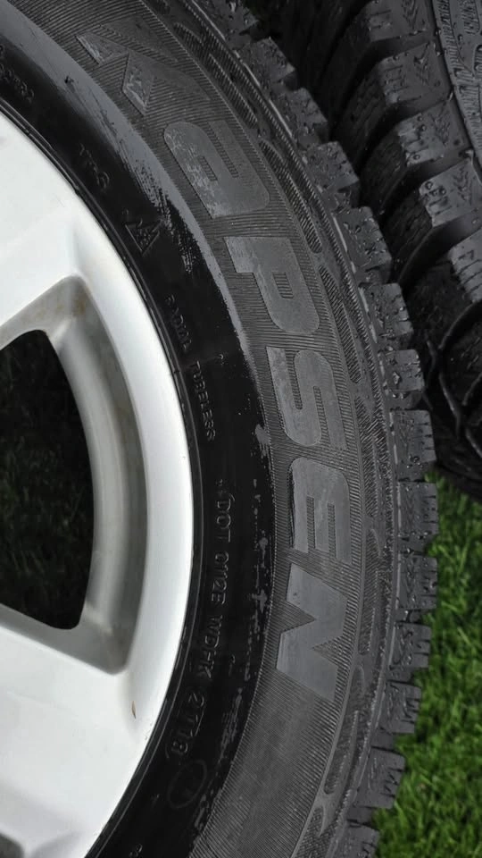 245/65/17 Kapsen winter tires with alloy rims 5x114.3 - photo 3