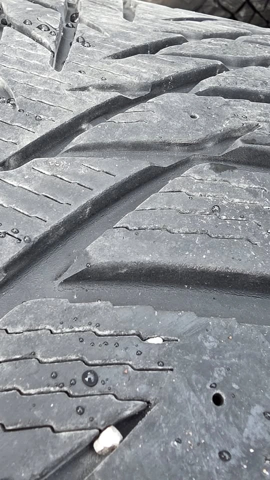 245/65/17 Kapsen winter tires with alloy rims 5x114.3 - photo 5