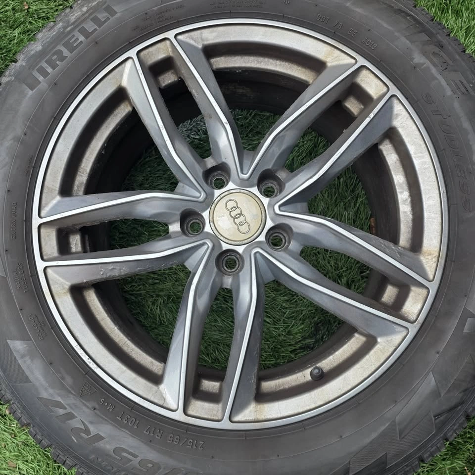 215/65/17 Pirelli winter tires with alloy rims 5x112 - photo 2