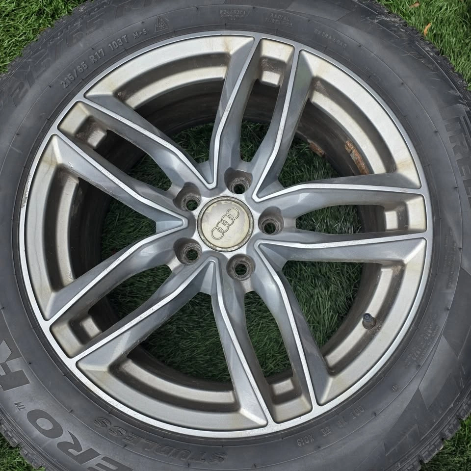 215/65/17 Pirelli winter tires with alloy rims 5x112 - photo 5