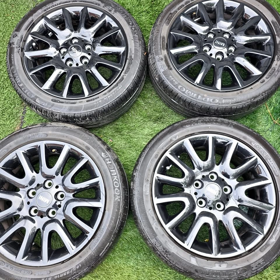 195/55/16 Hankook Runflat Tires with Mini OEM Alloy Rims