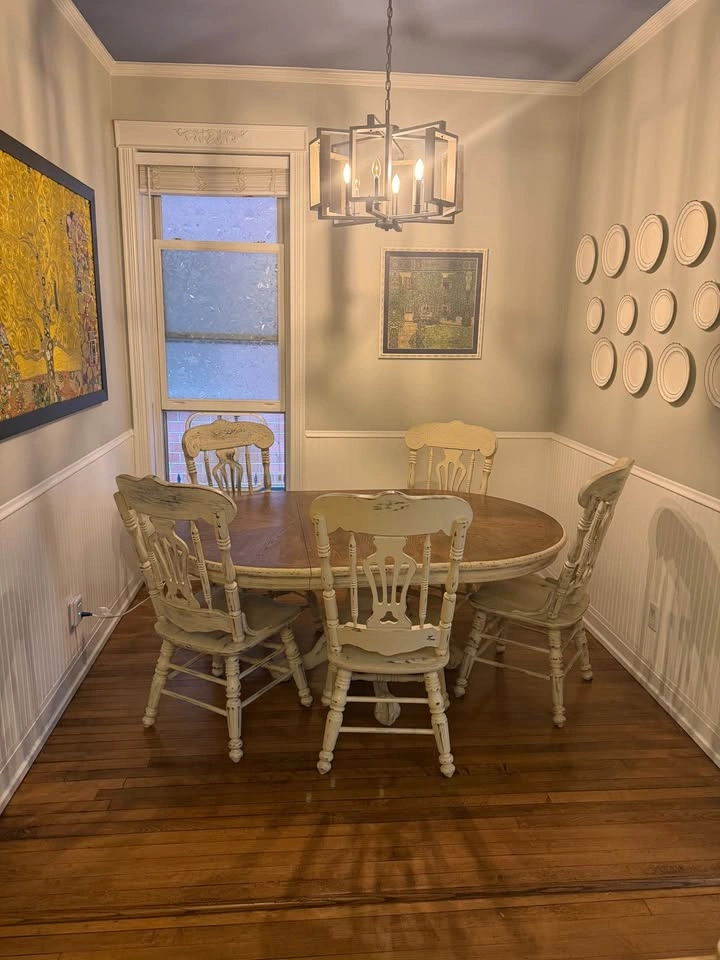 Dining room table and chairs - photo 3