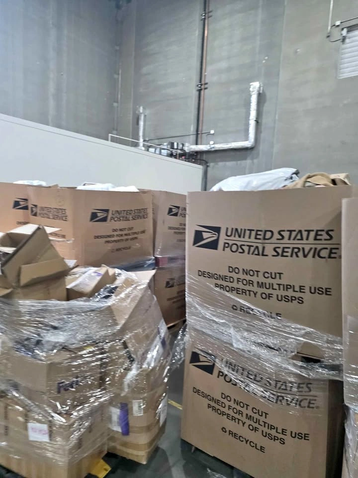 Overstock / shelf pulls / unopened boxes pallet liquidation