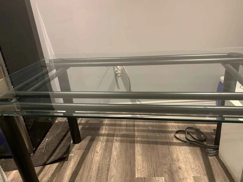 Glass table - photo 3