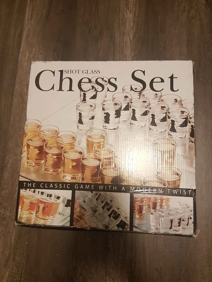 Shot Glass Chess Set - photo 2
