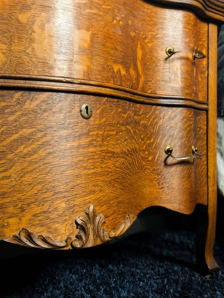 Antique Oak Dresser/Vanity - photo 4