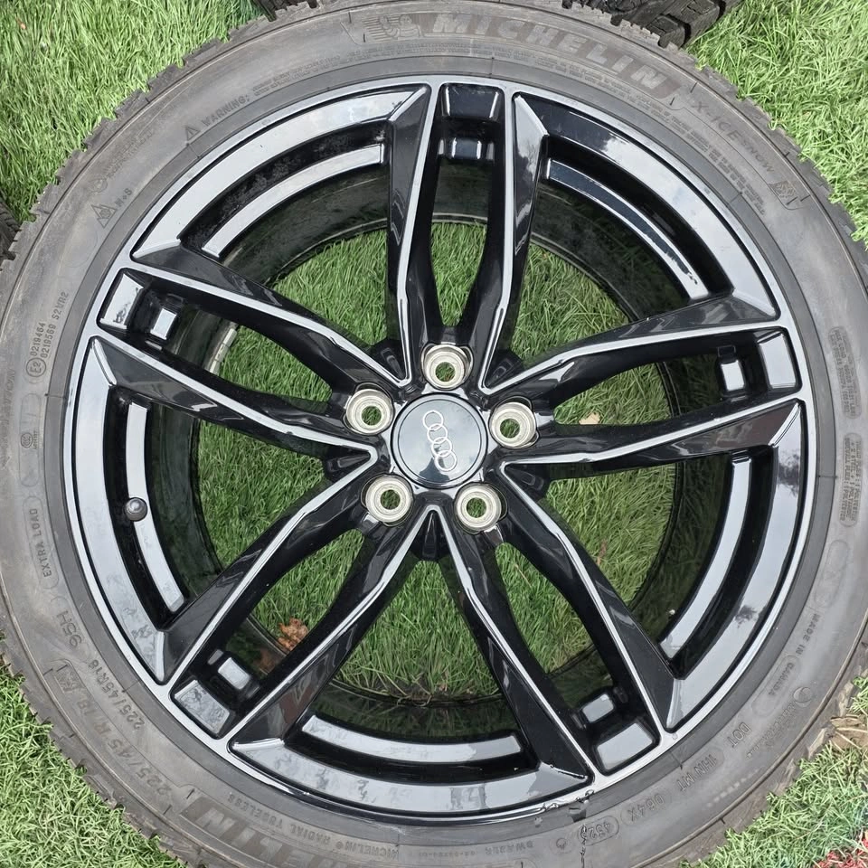 225/45/18 Michelin Winter Tires with Black Alloy Rims 5x112 - photo 3