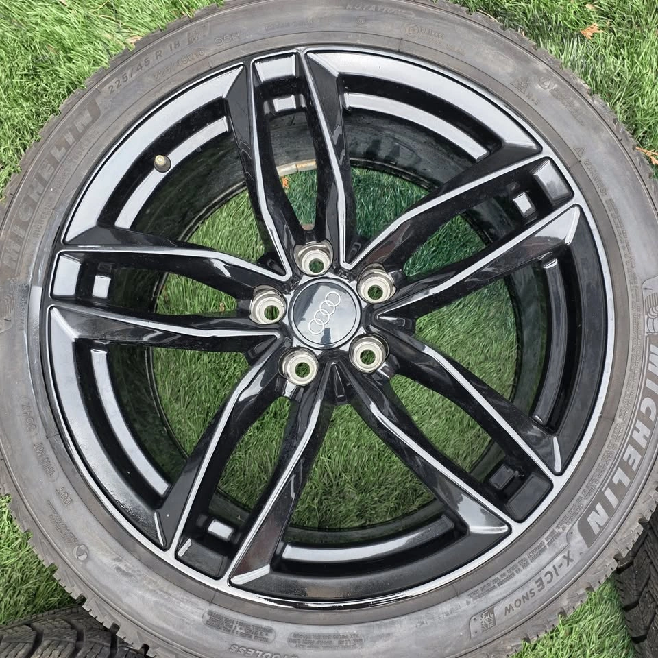 225/45/18 Michelin Winter Tires with Black Alloy Rims 5x112 - photo 5