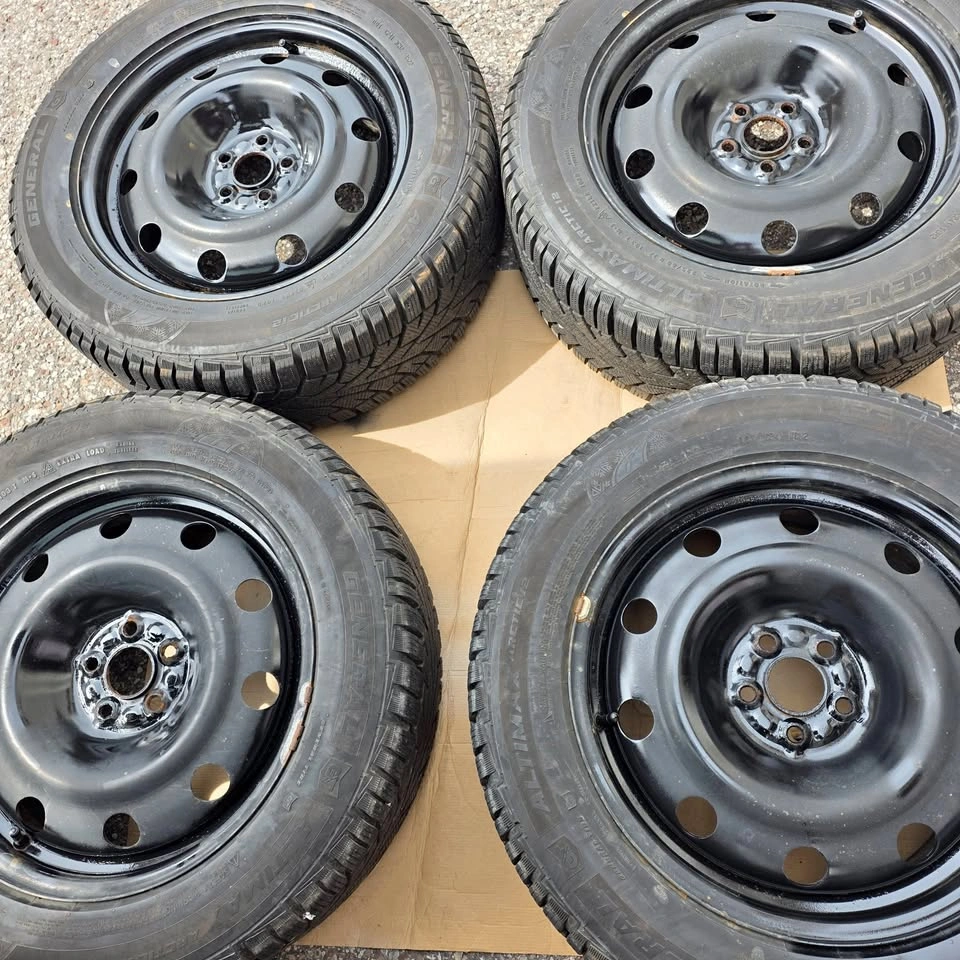 225/60/17 General winter tires 90% tread with steel rims 5x100