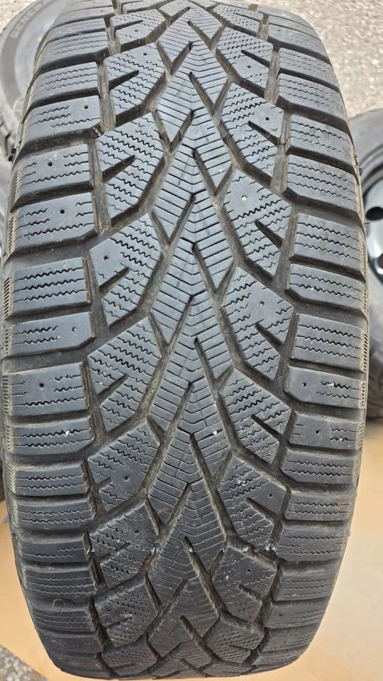 225/60/17 General winter tires 90% tread with steel rims 5x100 - photo 5