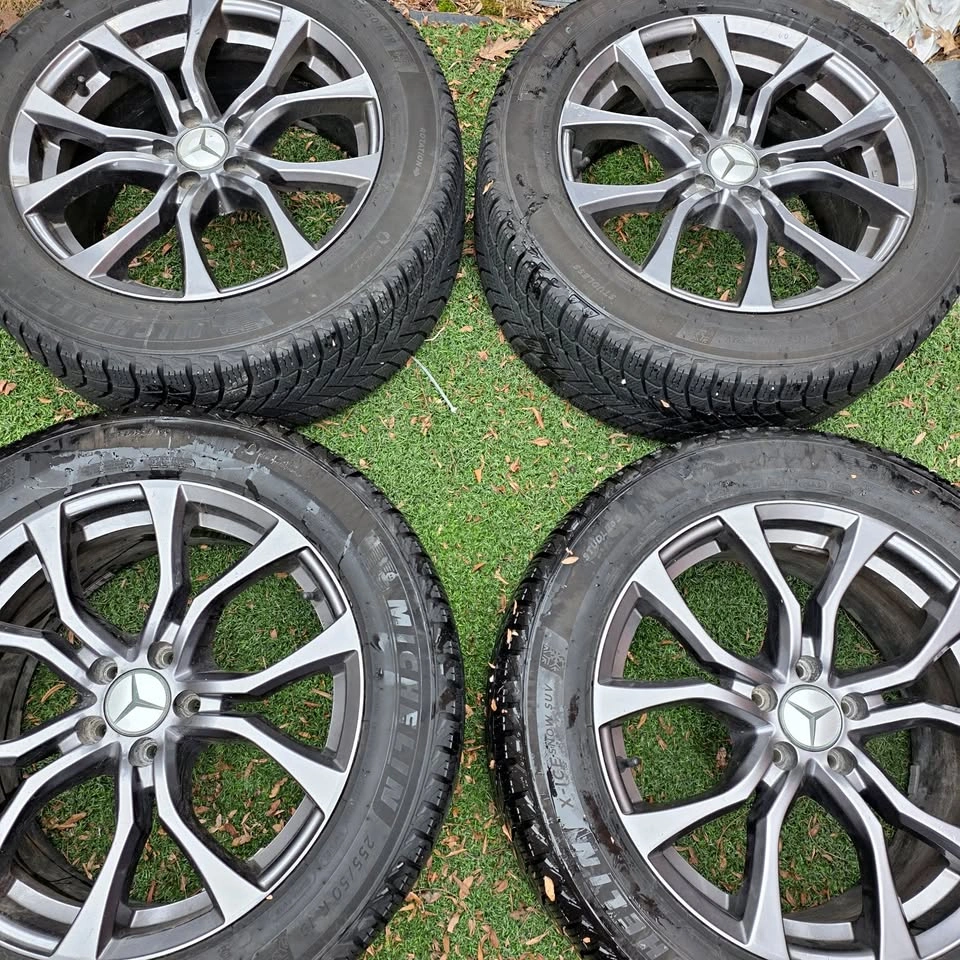 255/50/19 Michelin winter tires with RWC alloy rims 5x112