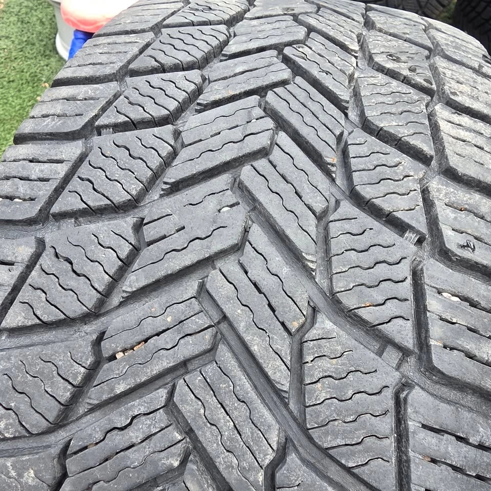 215/45/17 Michelin winter tires with steel rims 5x100 - photo 5