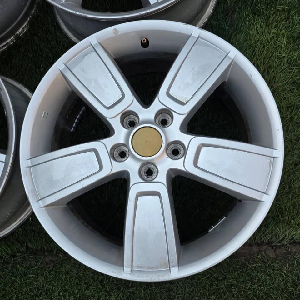 18 inch Kia OEM alloy rims 5x114.3 - photo 2