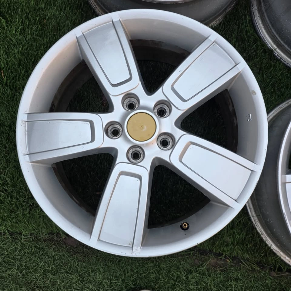 18 inch Kia OEM alloy rims 5x114.3 - photo 3