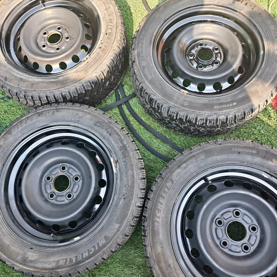 215/55/16 Michelin Winter Tires with Steel Rims 5x114.3