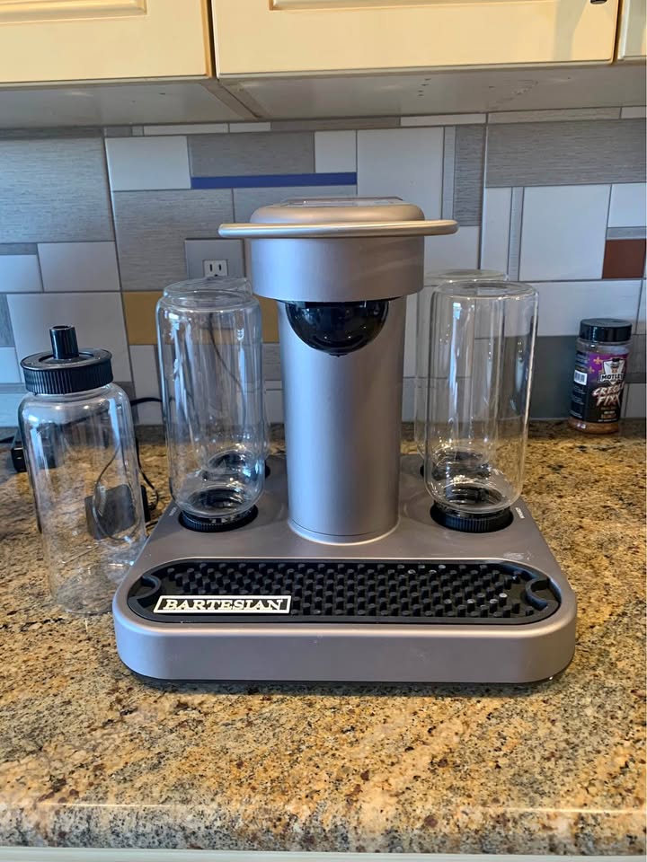 Bartesian cocktail machine