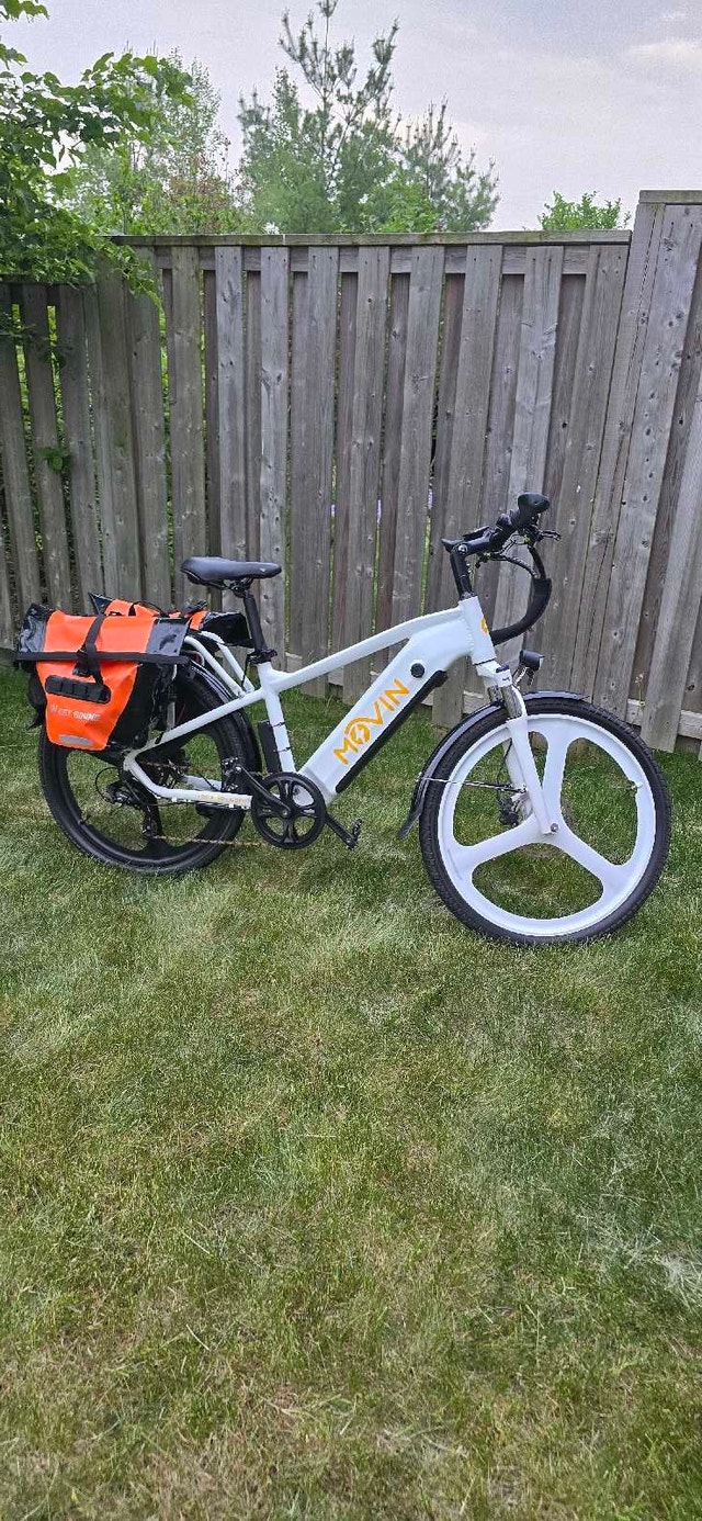 Movin’ Tempo Max City Commuter E-Bike + Waterproof Bags - photo 2