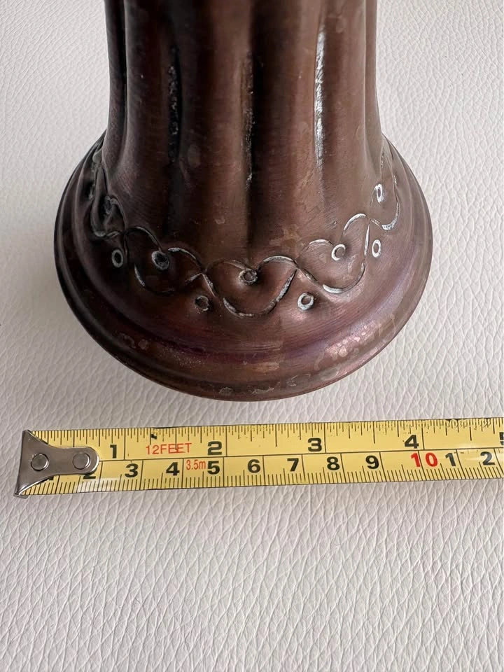 Pair of Vintage Hand-Etched Copper Vases - photo 3