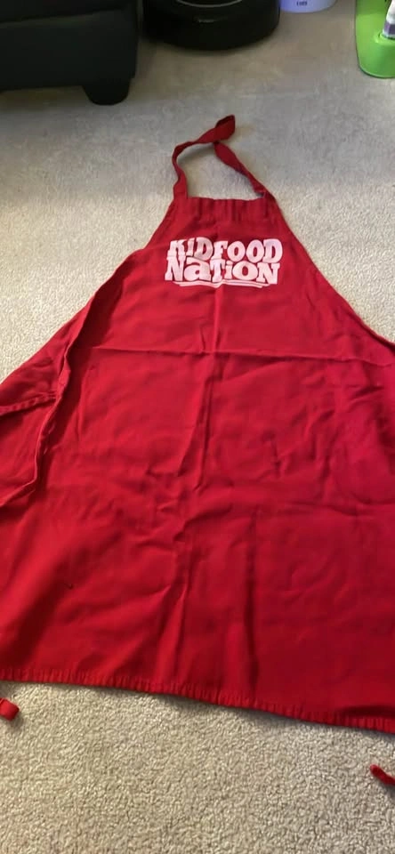 Bulk Lot of 20 KidFood Nation Aprons - photo 2