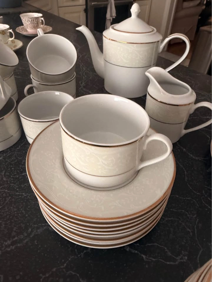 Joshua Maxwell Studio “Bristol” China Set - photo 5