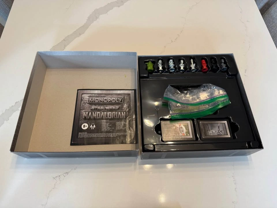 Monopoly Star Wars The Mandalorian Edition - photo 3