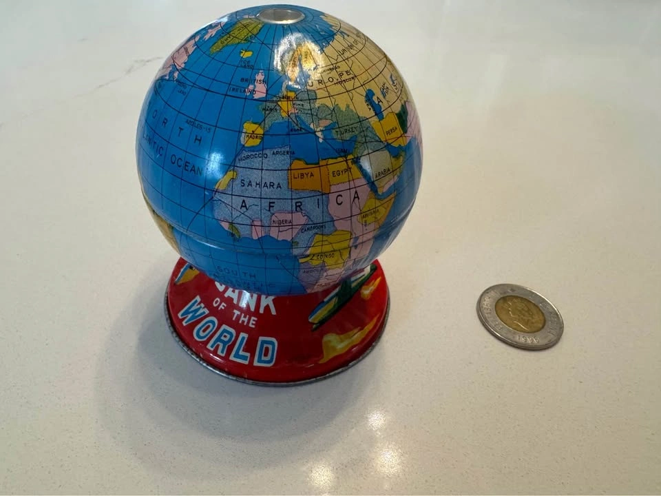 Vintage Tin Bank of the World Globe - photo 3