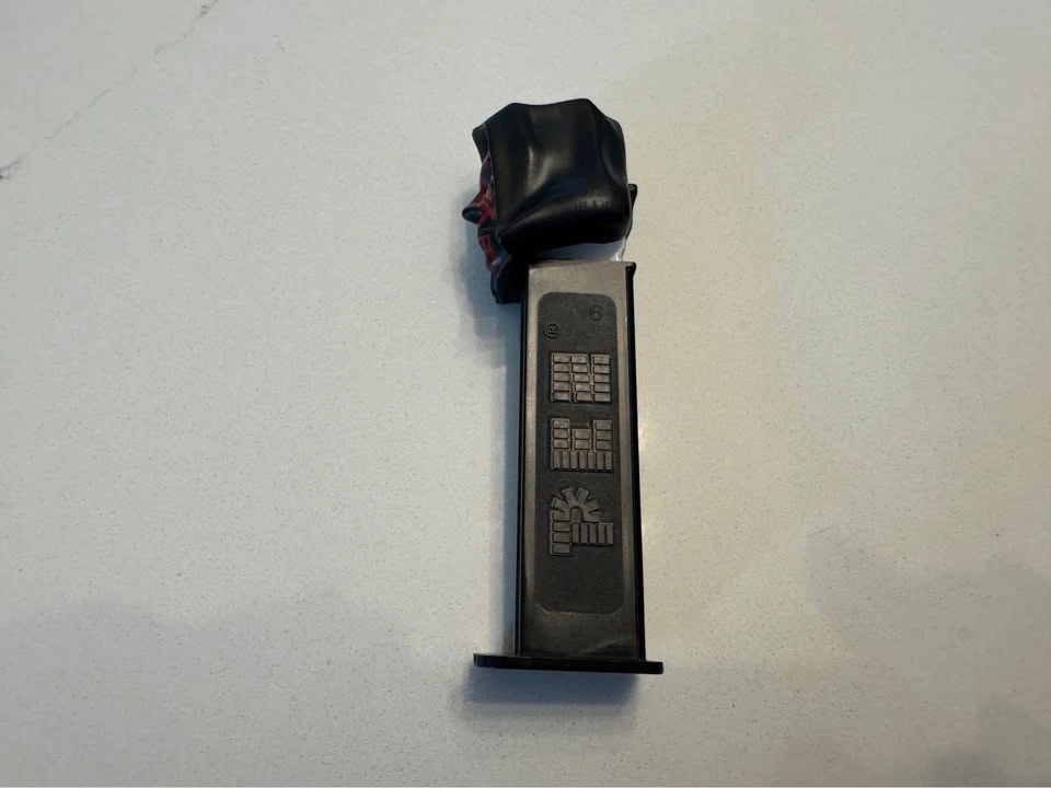 Star Wars PEZ Darth Maul Dispenser - photo 2
