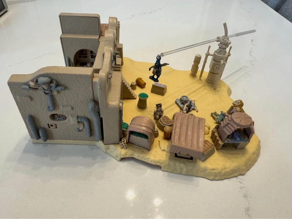 Star Wars Episode I Mos Espa Market Action Fleet Playset 1998 - photo 4