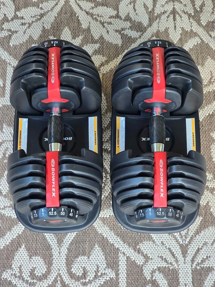 BOWFLEX ADJUSTABLE DUMBBELLS! EXCELLENT CONDITION! - photo 2