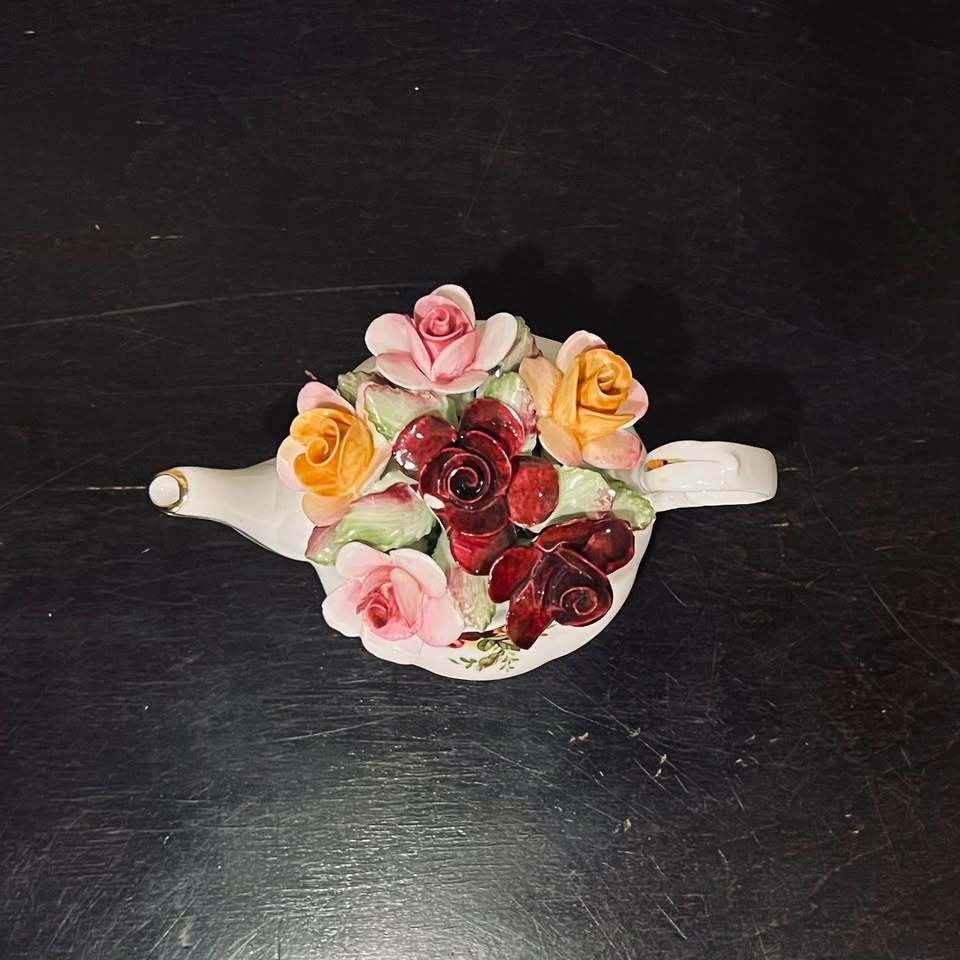 Vintage Royal Albert Old Country Roses Miniature Teapot - photo 5