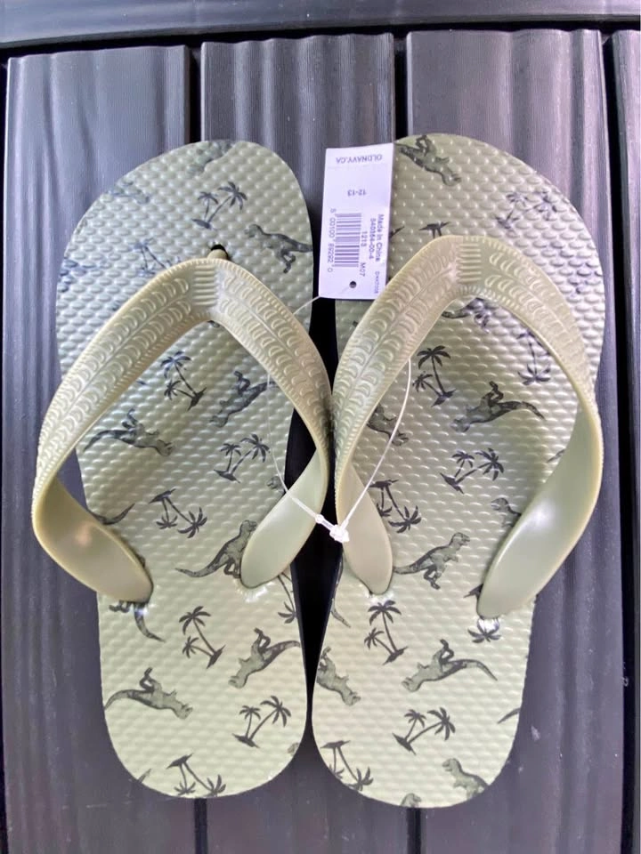 Old Navy Dinosaur Print Flip Flops Size 12-13